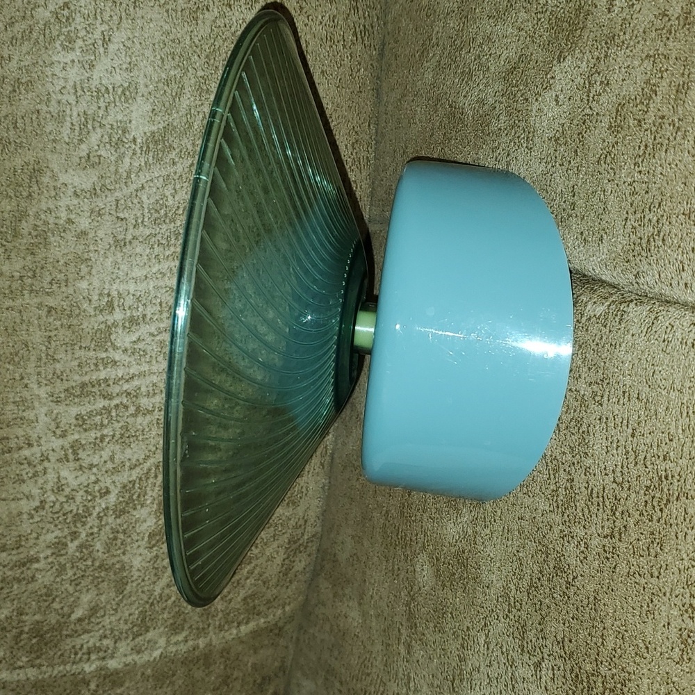 Hamster Saucer/Wheel - Picture 2 of 3